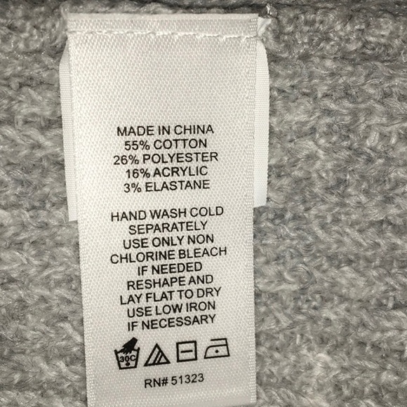 1.State Cross Neck Cold Shoulder Sweater Gray NWT - Picture 5 of 5